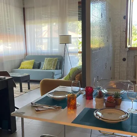 Lake View Lovely Atmosphere Apartment Dagnente